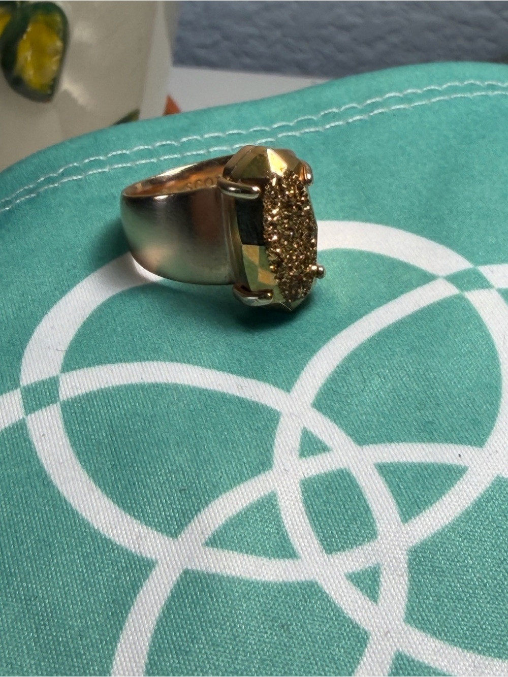 Kendra Scott Harrison Cocktail Ring - Gold Drusy / Druzy - Size 6